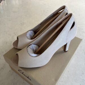 Clarks Artisan Heavenly Maze Peep-Toe Pumps